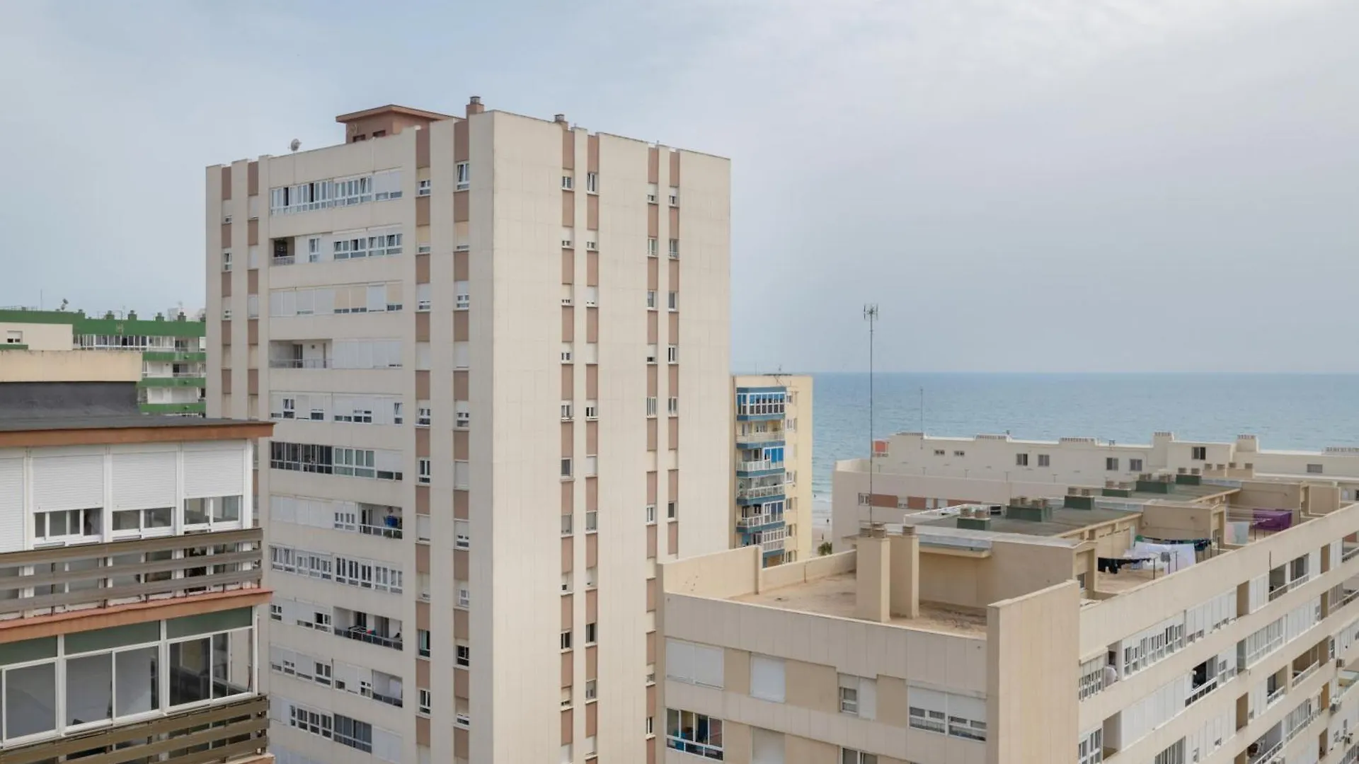 Апартаменты Apartamento Zurbaran Кадис